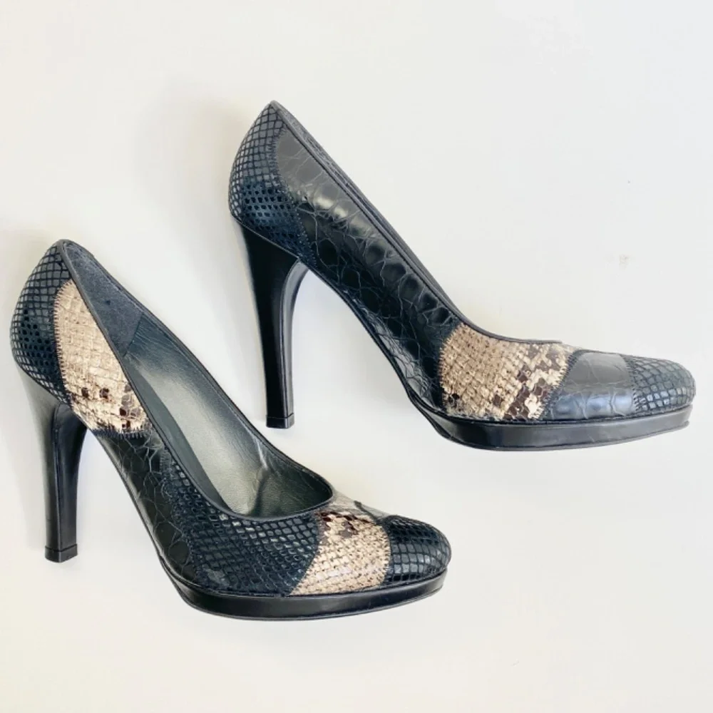Stuart Weitzman Snakeprint Heels Size 6.5 - Picture 8 of 12